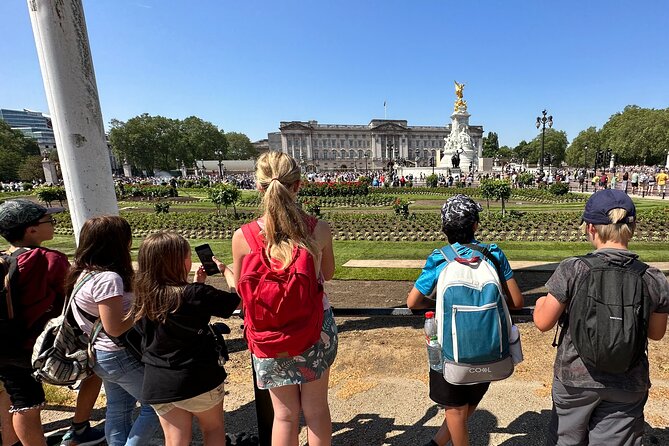 Royal London Private Walking Tour for Kids and Families - Meeting Point and Logistics