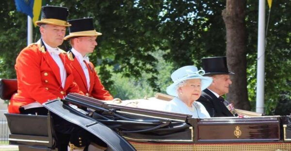 Royal London Taxi Tour - The Sum Up