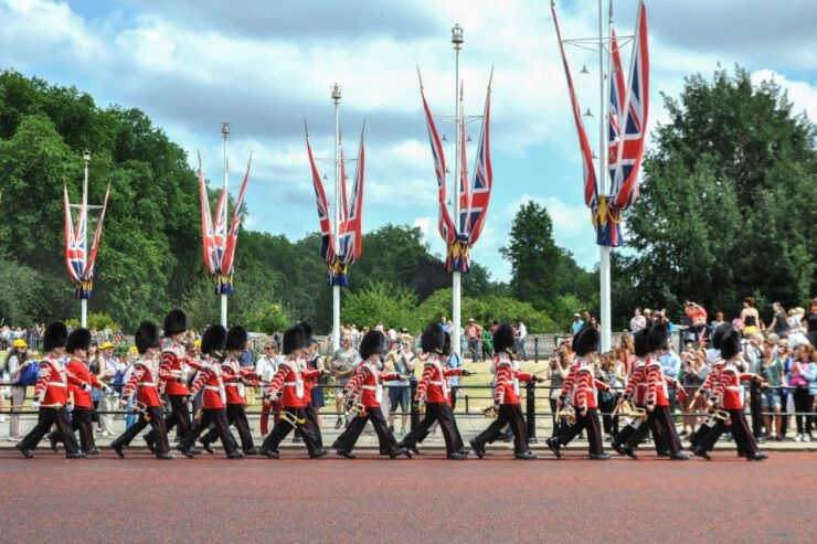 Royal London Walking Tour - Experience Highlights