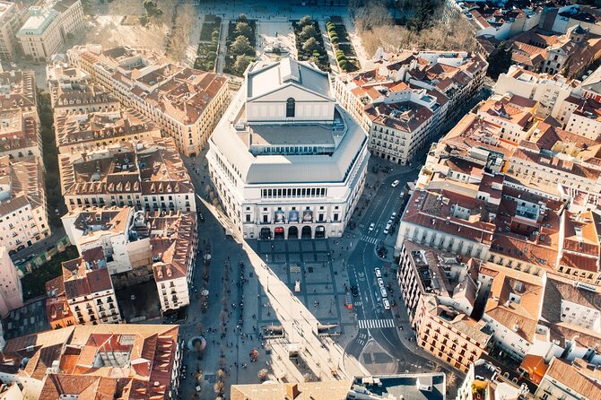 Royal Madrid - Private Virtual Live Experience - Exclusive Access to Iconic Landmarks