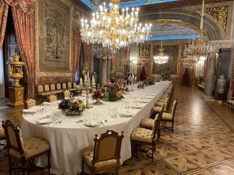 Royal Palace Guided Tour and royal collections gallery - Practical Information and Additional Tips