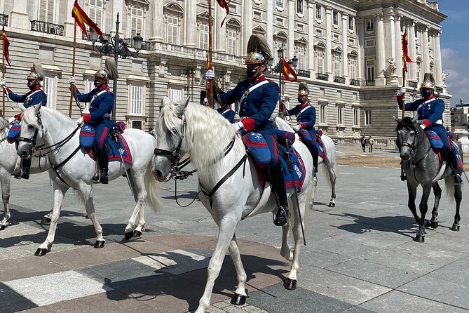 Royal Palace Madrid Small Group Tour With Skip the Line Ticket - Meeting and Pickup
