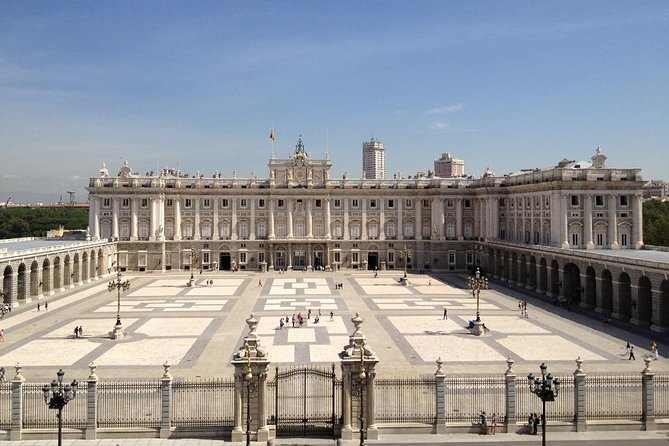 Royal Palace of Madrid 1.5-Hour Guided Tour Optional Prado Museum Combo - Traveler Tips for a Enjoyable Visit