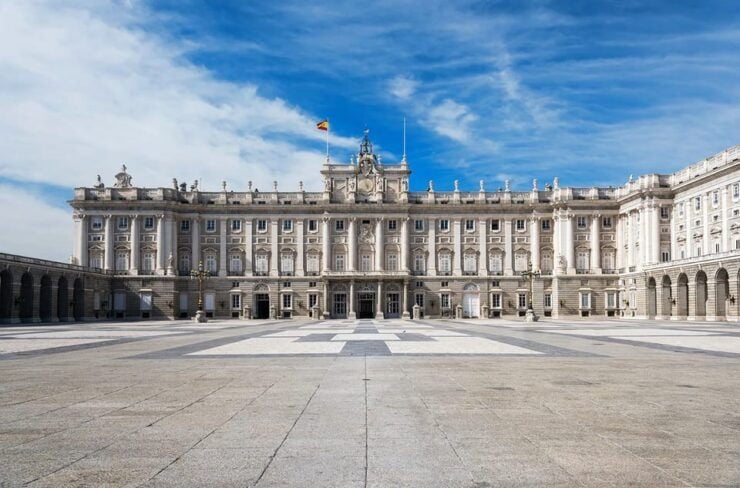 Royal Palace of Madrid Private Tour - Good To Know