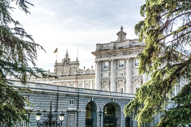 Royal Palace of Madrid Private Tour With Skip-The-Line Tickets - Reviews