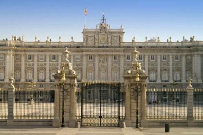 Royal Palace of Madrid Private Tour With Skip-The-Line Tickets - Background