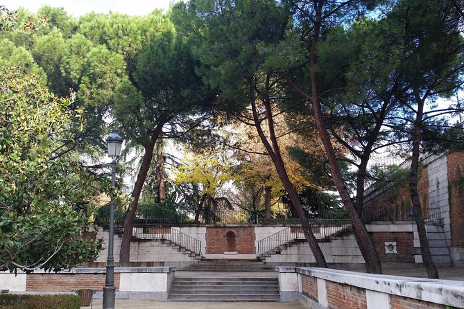 Royal Palace of Madrid Private Tour With Skip-The-Line Tickets - Common Questions