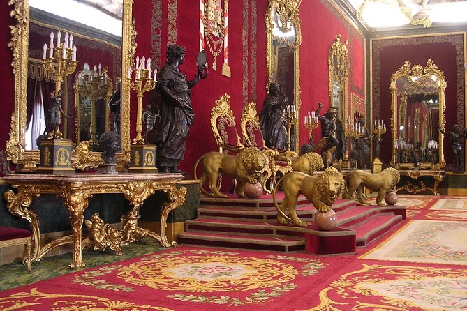 Royal Palace Skip the Line Private Guided Tour - Meeting and Pickup