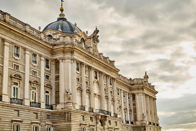 Royal Palace Skip the Line Private Guided Tour - Directions to the Meeting Point