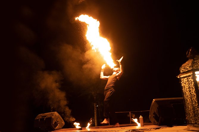 Royal Safari by Land Cruiser - Adventuring Through Vast Sand Dunes