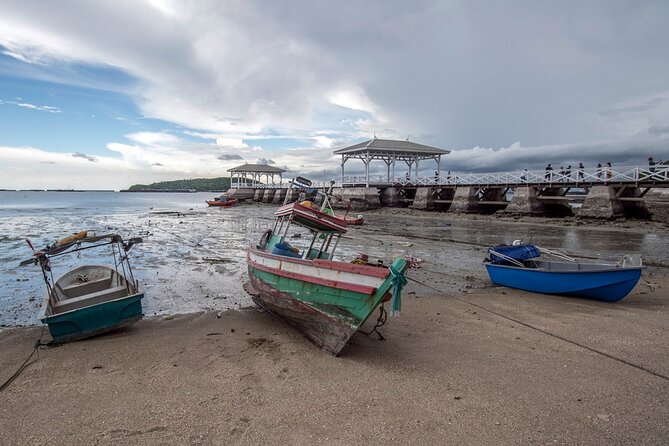 Royal Serenity Observed on Koh Si Chang - Inclusions and Exclusions