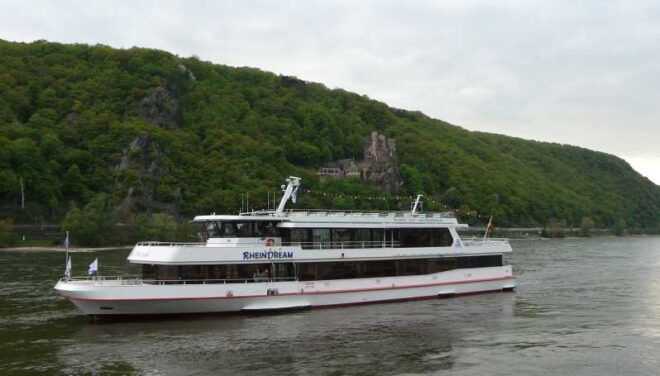 Rüdesheim Am Rhein: Christmas Boat Cruise on the Rhine - Getting to Rüdesheim Am Rhein