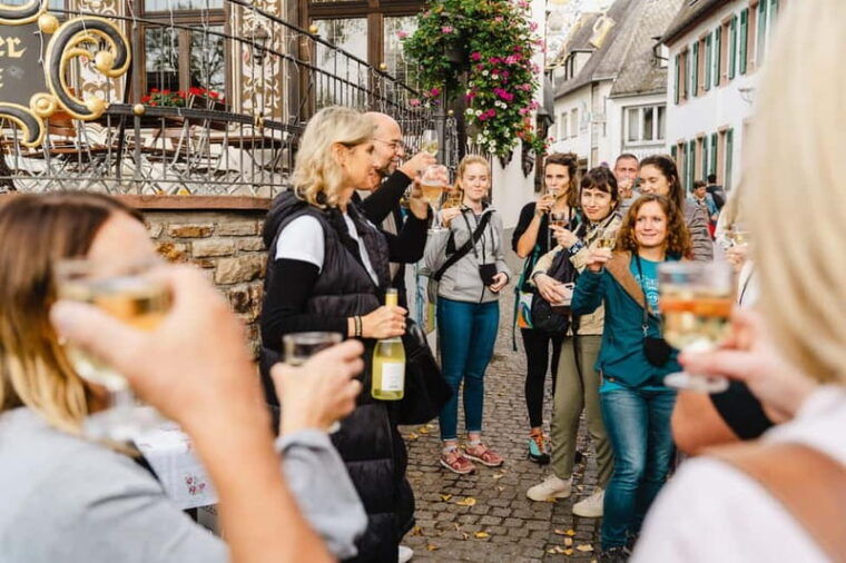 Rüdesheim: city tour with music and wine and Rüdesheim coffee - How the Day Unfolds  