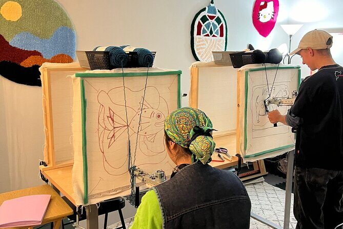 Rug Tufting Workshop - An In-Depth Look at the Rug Tufting Workshop