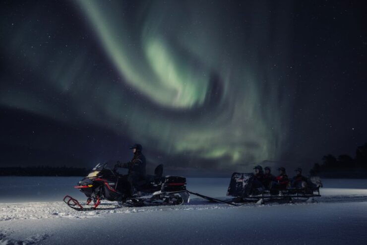 Ruka: Starlight Sledging to Search for Northern Lights - Booking Details