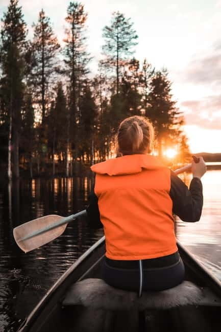 Ruka : Summer evening canoeing on the lake Rukajärvi - What Makes This Tour Special?