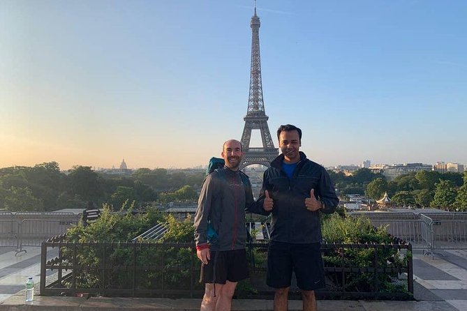 Run & See 10 Secrets in Paris at Dawn - Running Through the Champs-Elysées