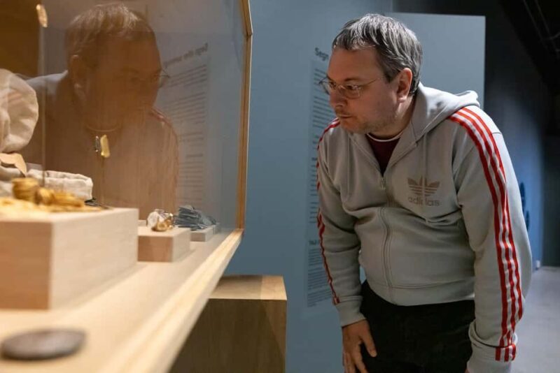 Runde: Guided Tour of Runde Enviromental Centre Exhibition - Introduction to the Tour Experience