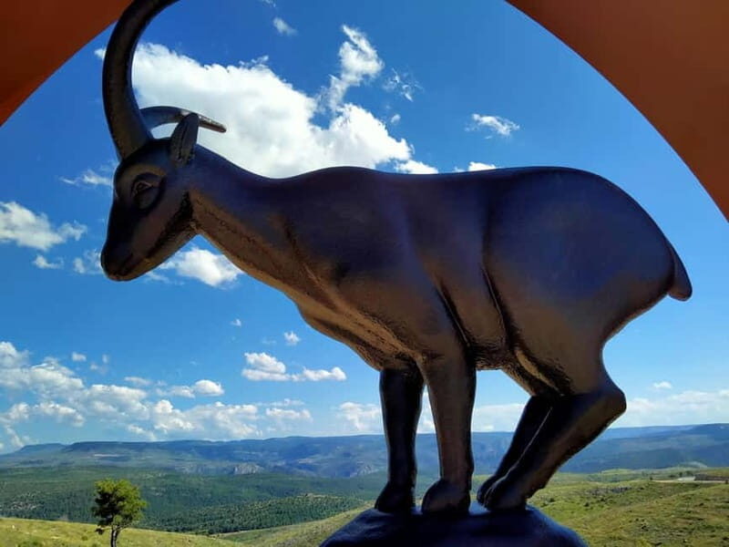 Ruta del Silencio: Motorcycle Adventure through Unforgettable Landscapes of Spain - Exploring the Itinerary: What to Expect Each Day