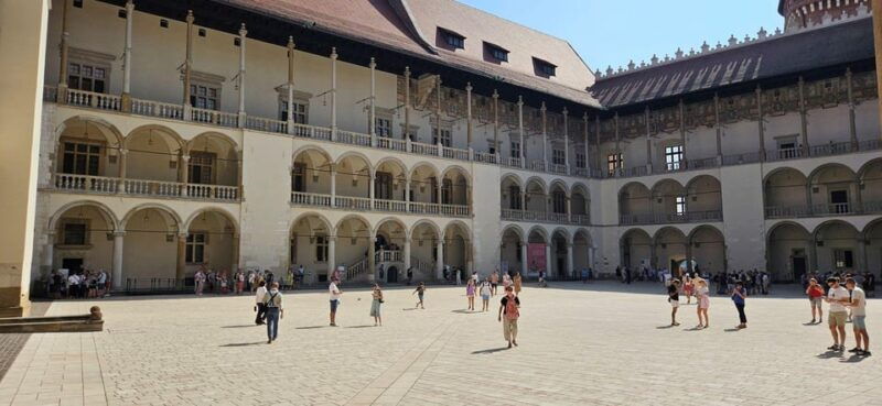 Rynek Underground, Wawel Castle and Cathedral Guided Tour - Good To Know