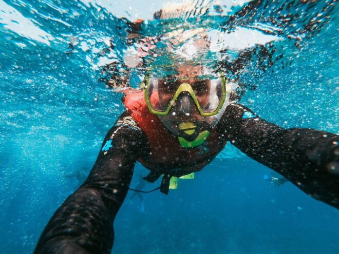 S. Miguel: Snorkeling Adventure in 4x4 Tour - Group Size and Languages