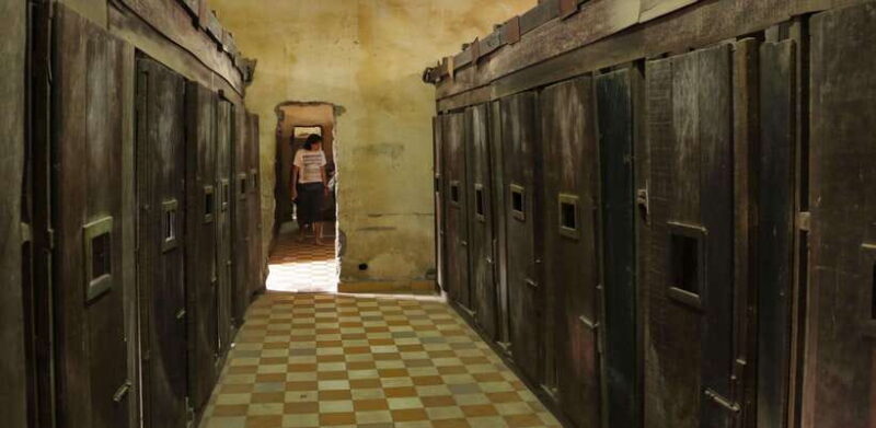 S21 & Killing Fields Tour with Khmer Lunch & Drink - FAQs About the S21 & Killing Fields Tour