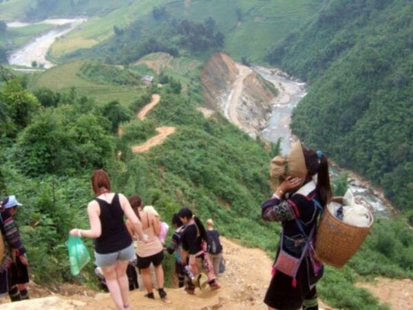 Sa Pa: 3-Day Fansipan Mountain Trek With Homestay - Cultural Insights