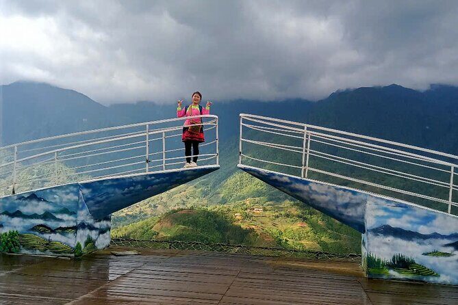 Sa Pa Private Tour: Glass Bridge, Cat Cat, Moana, Best View. - Stop 2: Cat Cát Village