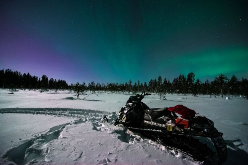 Saariselkä: Evening Snowmobile Tour with Fire & picnic - Exploring the Itinerary