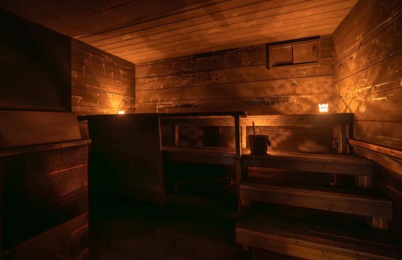 Saariselkä: Kuukkeli Saunaworld (Smoke Sauna) - Good To Know