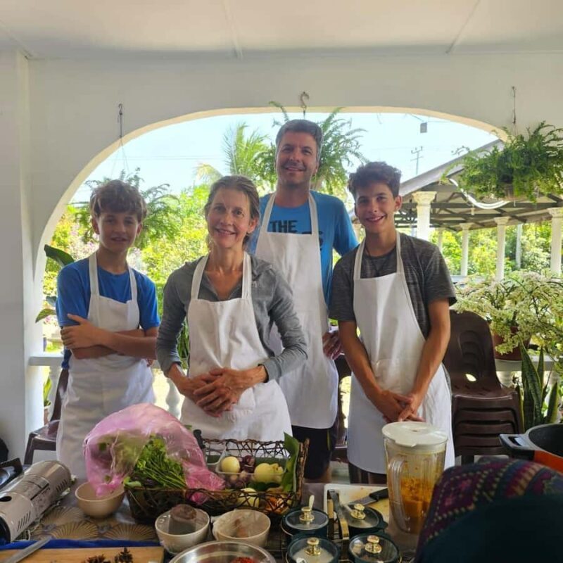 Sabah: Heritage Cooking Class with Market Tour & Transfer - Good To Know
