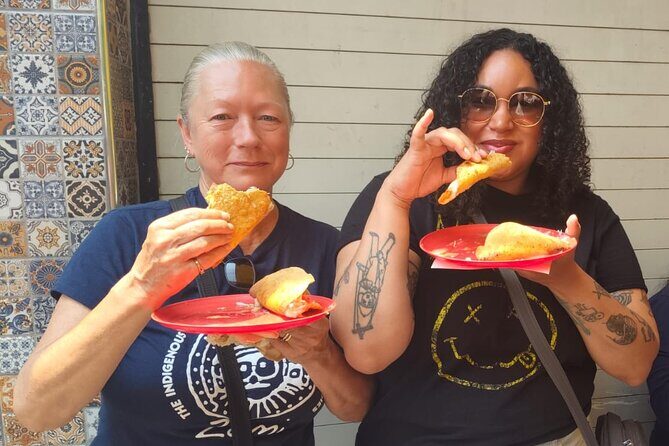 Sabores Bravos de Tepito eats the best food in the neighborhood - Exploring Tepito: A Neighborhood of Flavors and History