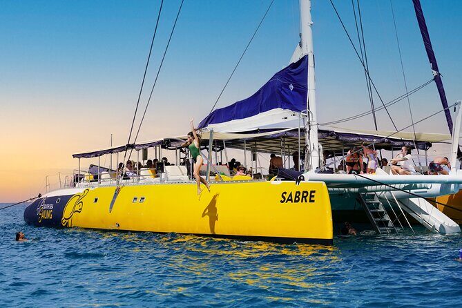 Sabre Sunset Cruise with BBQ Dinner & Drinks - What the Reviews Reveal About the Experience