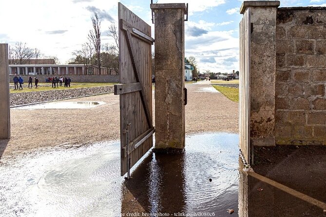 Sachsenhausen Concentration Camp: Private Day Trip From Berlin - How to Get to Sachsenhausen From Berlin