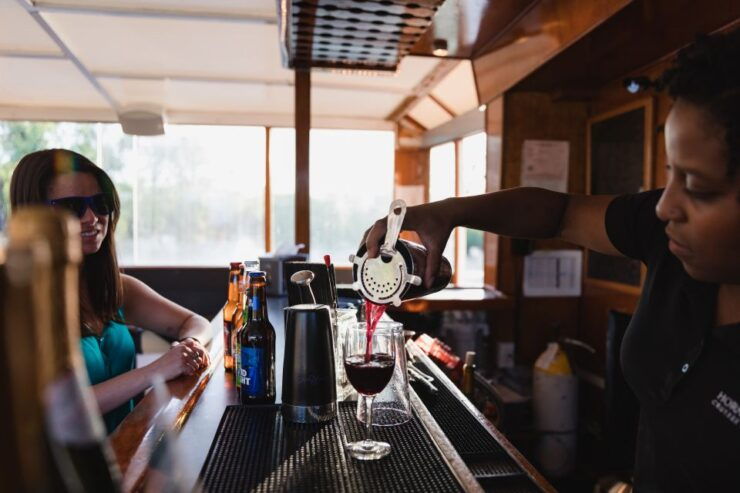 Sacramento: Alive After Five Cocktail River Cruise - Experience Highlights