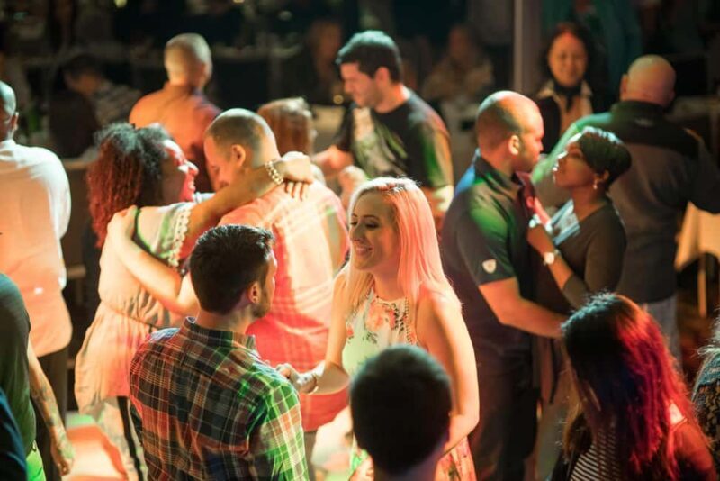 Sacramento: City Cruises Rock The Yacht River Cruise - Who Would Love This?