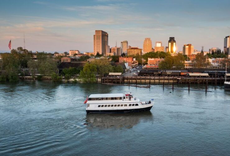 Sacramento: Rock The Yacht River Cruise - Activity Details