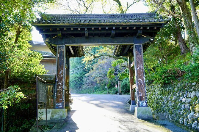 Sacred Mount Yoshino Guided Tour  UNESCO Kii Mountain Range - Who Is This Tour Best For?