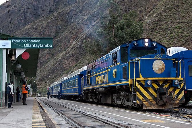 Sacred Valley and Machu Picchu 2 Days 1 Night - Accommodation and Dining