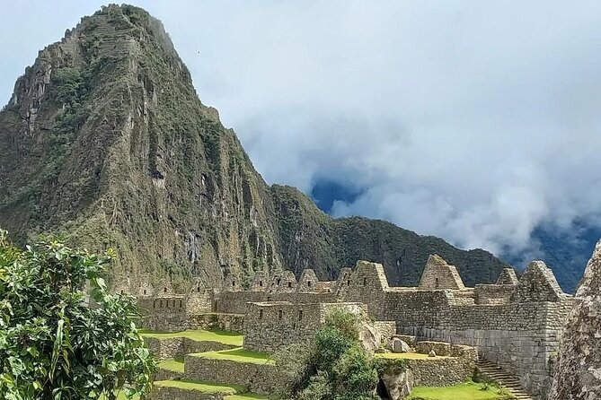 Sacred Valley And Machupicchu 2 Days - Pricing Details