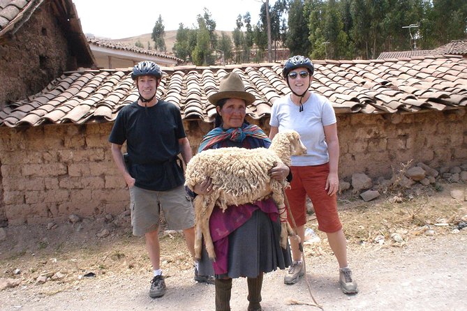 Sacred Valley by Bike From Cusco - Visit to Llama Farm and Urubamba