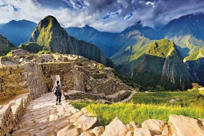 Sacred Valley Connection to Machu Picchu (2 Days) - The Sum Up