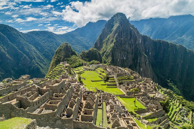 Sacred Valley Connection to Machu Picchu (Overnight in Sacred Valley) - Exploring Local Culture and Traditions