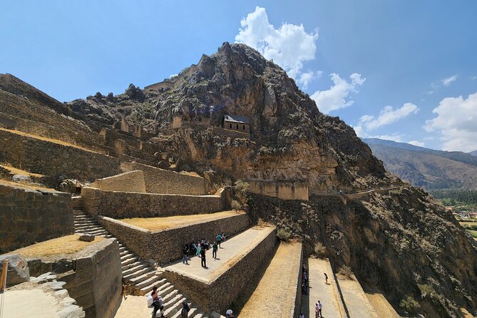 Sacred Valley of the Incas Tour With Maras and Moray With Lunch - Lunch in a Traditional Peruvian Restaurant