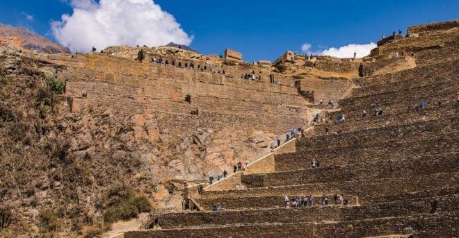 Sacred Valley Tour Pisac Ollantaytambo and Chinchero - Tour Experience