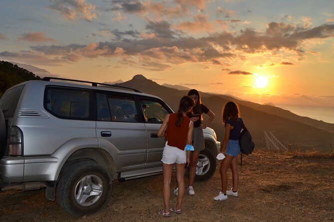 Safari Jeep Wild Adventure - Customer Support