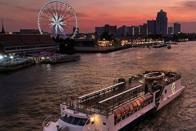 Saffron Luxury Dinner Cruise in Bangkok Finest River Experience - Who Should Consider This Experience?