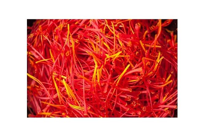 Saffron on the Roofs of Paris - Saffron Harvesting Techniques