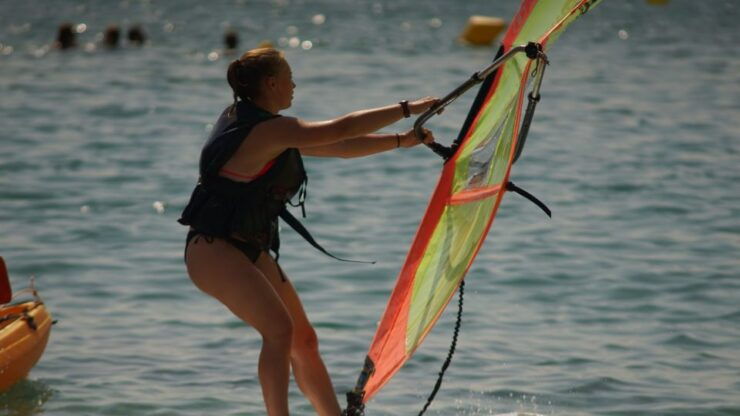 S´Agaró - Costa Brava: 2-hours Windsurfing Lesson - Reservations