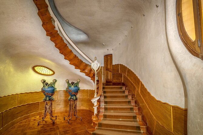 Sagrada Familia and Casa Batllo Guided Tour - Price and Booking Information